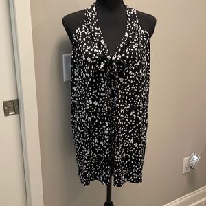 Plus size 22/24 halter style top